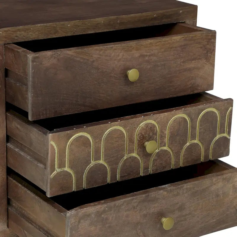 Table de chevet à 3 tiroirs en noyer et manguier avec détails en écailles de poisson dorées et cadre en fer – Simple