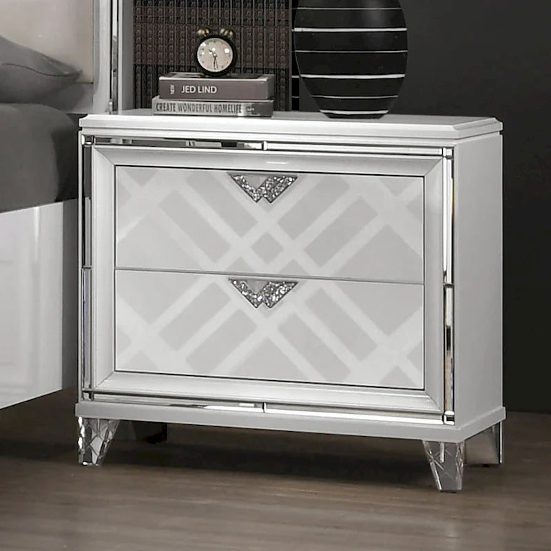 Table de chevet art déco 2 tiroirs argentée/blanche avec port USB et bordure miroir – Simple